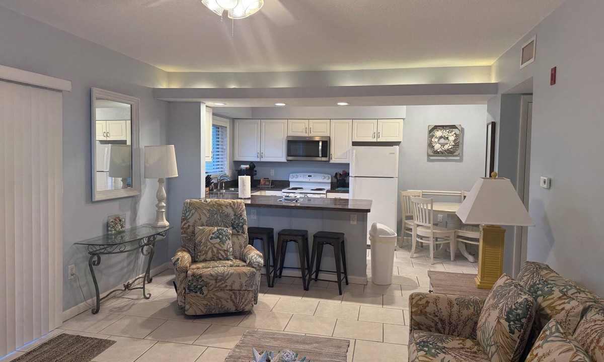 Cocoa Beach Condo | 1-bedroom oceanfront condo with WiFi, AC in amazing Cocoa Beach