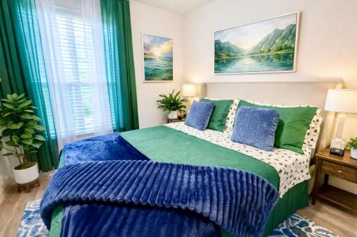 Denver House | 1 Queen Bedroom Long-Term Friendly near Lake Norman