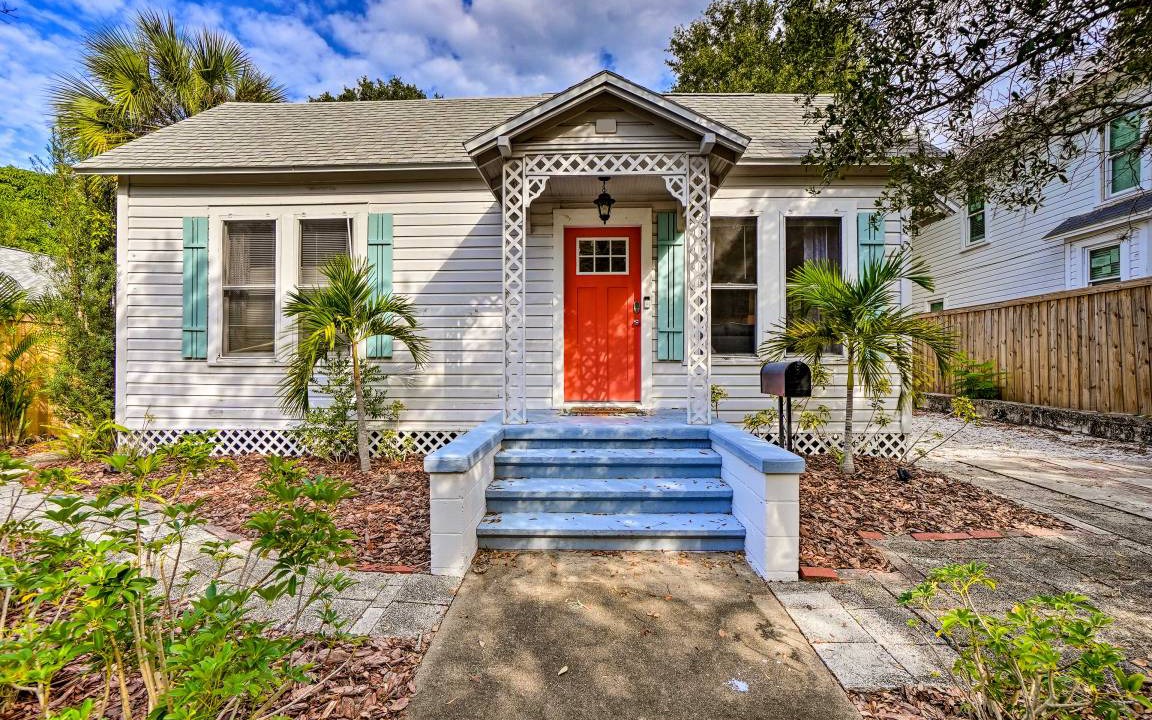 Tarpon Springs Cottage | 102 m² Cabin ∙ 2 bedrooms ∙ 6 guests