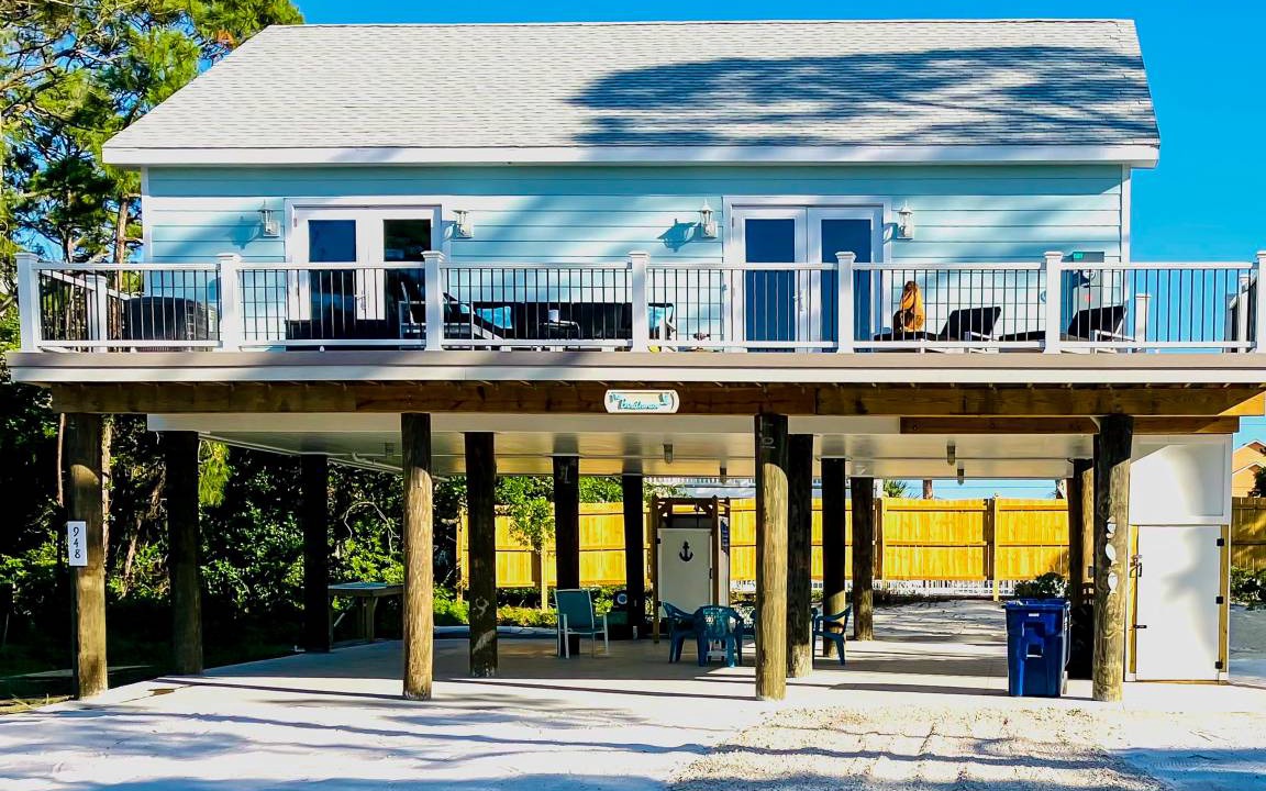 East End House | 106 m² House ∙ 2 bedrooms ∙ 6 guests