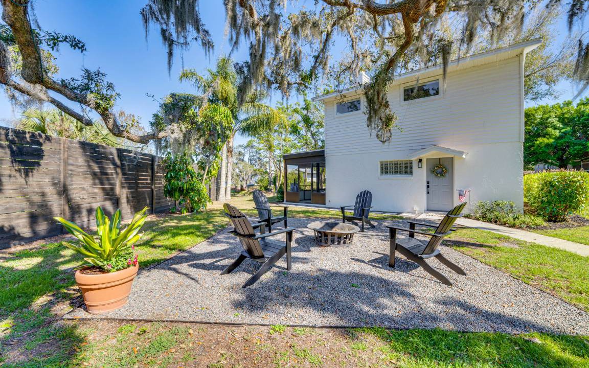 Clermont House | 107 m² House ∙ 1 bedroom ∙ 6 guests