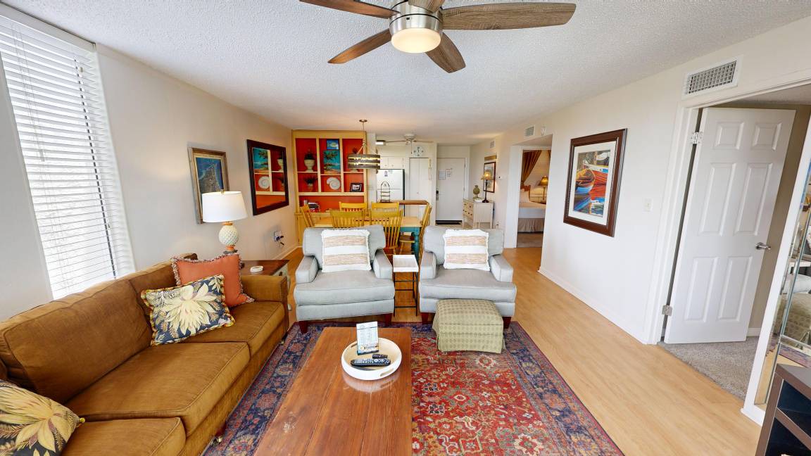 Holiday Isle Condo | 109 m² Condo ∙ 2 bedrooms ∙ 6 guests