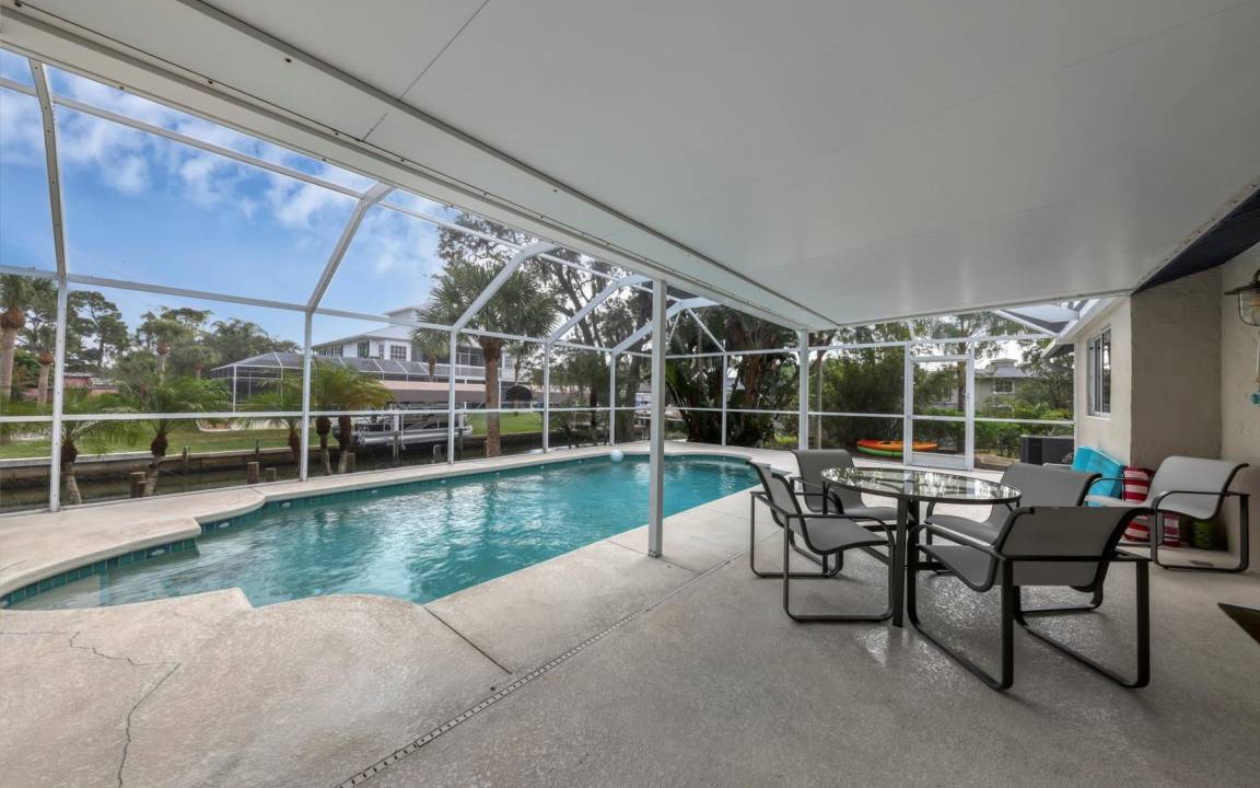 Grove City House | 109 m² House ∙ 2 bedrooms ∙ 4 guests