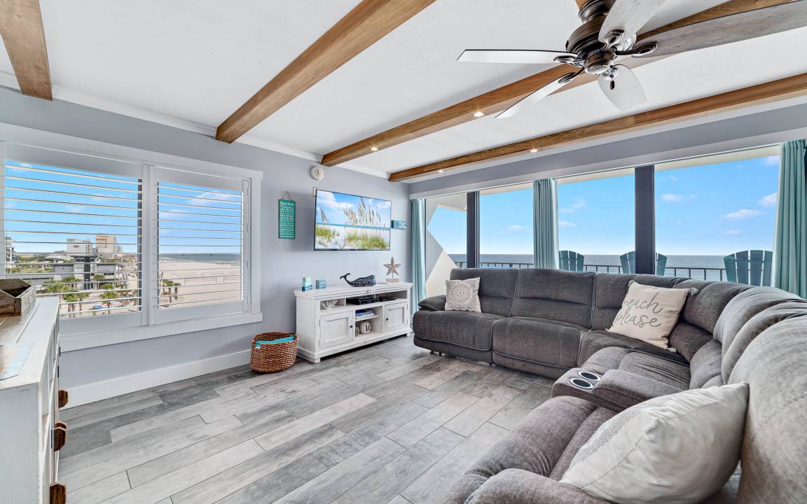 Gulf Shores Condo | 115 m² Condo ∙ 3 bedrooms ∙ 8 guests
