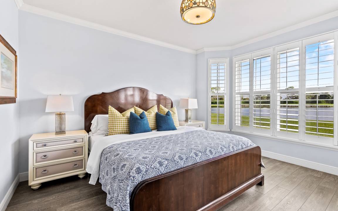 Naples Condo | 116 m² Condo ∙ 2 bedrooms ∙ 6 guests