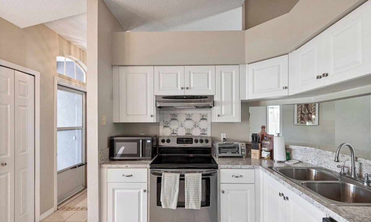 Winter Haven House | 12 Guests 146 Legoland Sherman Bok Eagle Lake