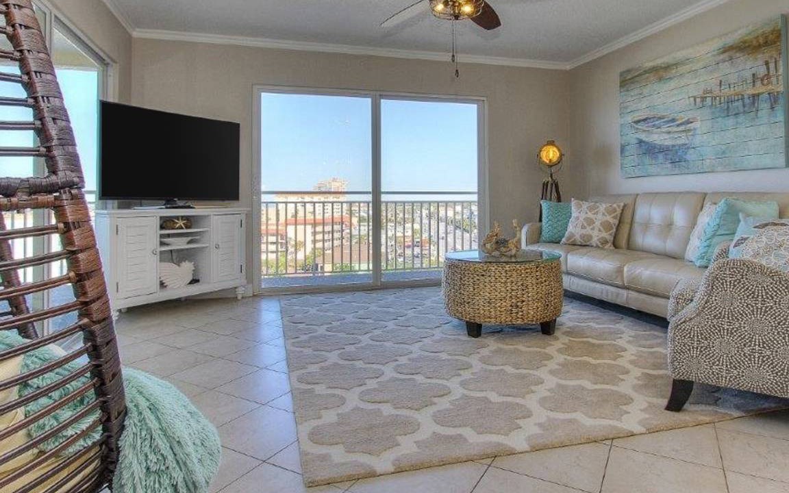 Redington Shores Condo | 135 m² Condo ∙ 3 bedrooms ∙ 10 guests