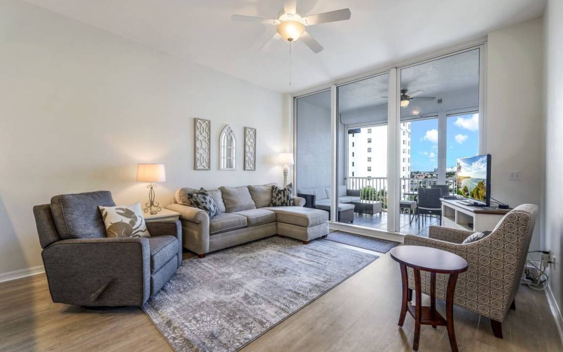 Vanderbilt Beach Condo | 137 m² Condo ∙ 3 bedrooms ∙ 6 guests