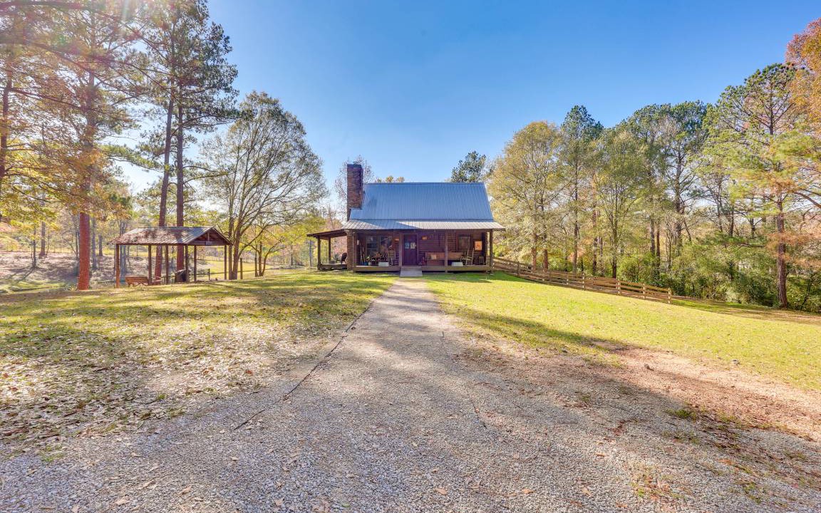 Hueytown House | 148 m² House ∙ 2 bedrooms ∙ 8 guests