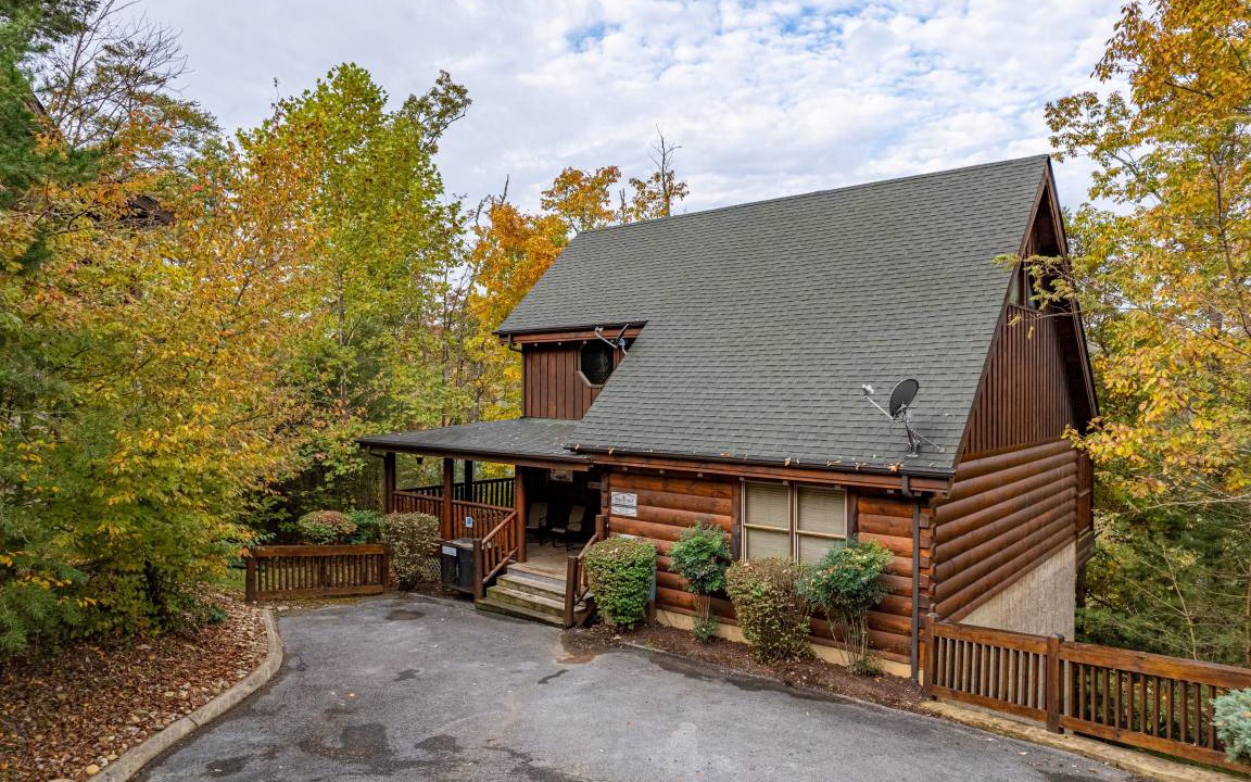 Sevierville Cabin | 152 m² Cabin ∙ 2 bedrooms ∙ 8 guests