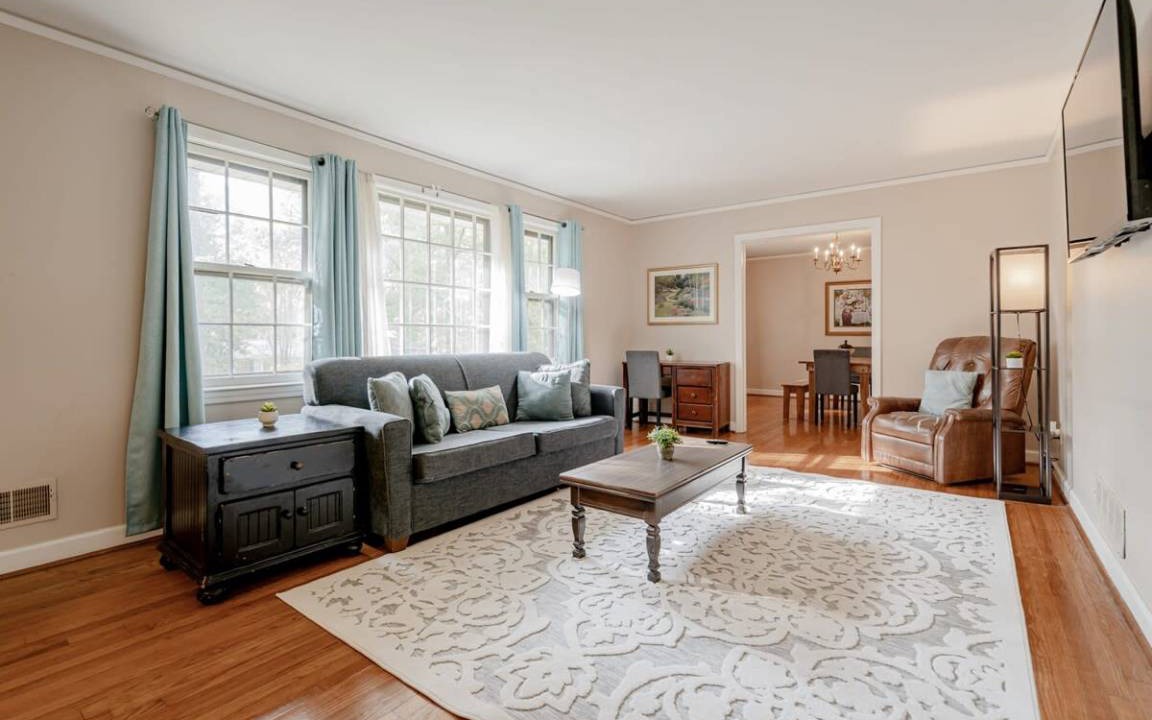 Forest Acres House | 165 m² House ∙ 3 bedrooms ∙ 10 guests