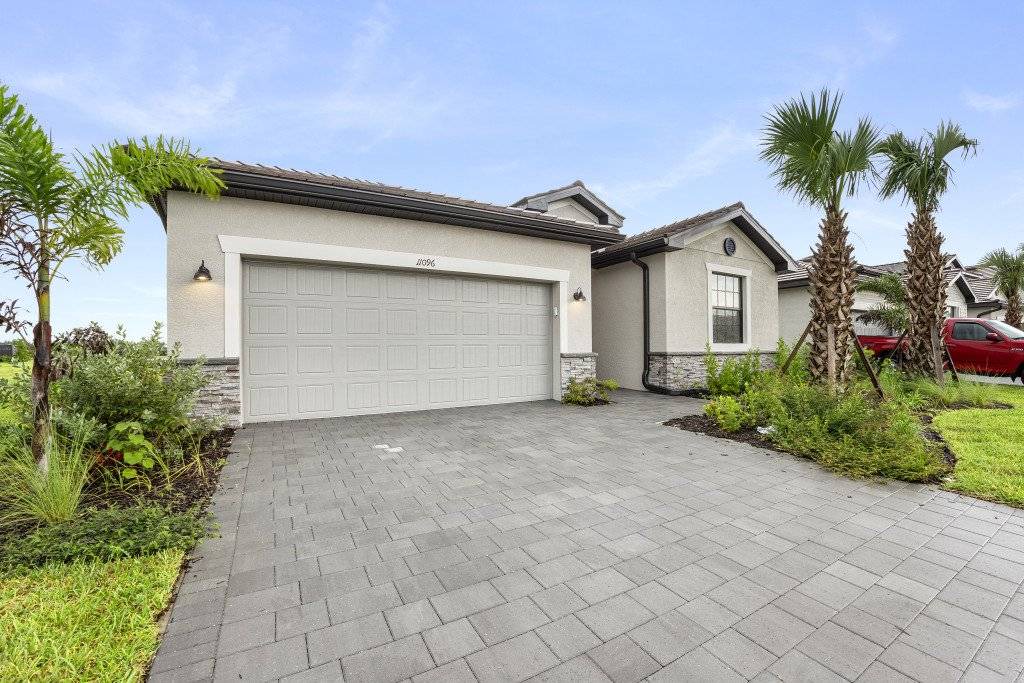 River Hall House | 189 m² House ∙ 4 bedrooms ∙ 8 guests