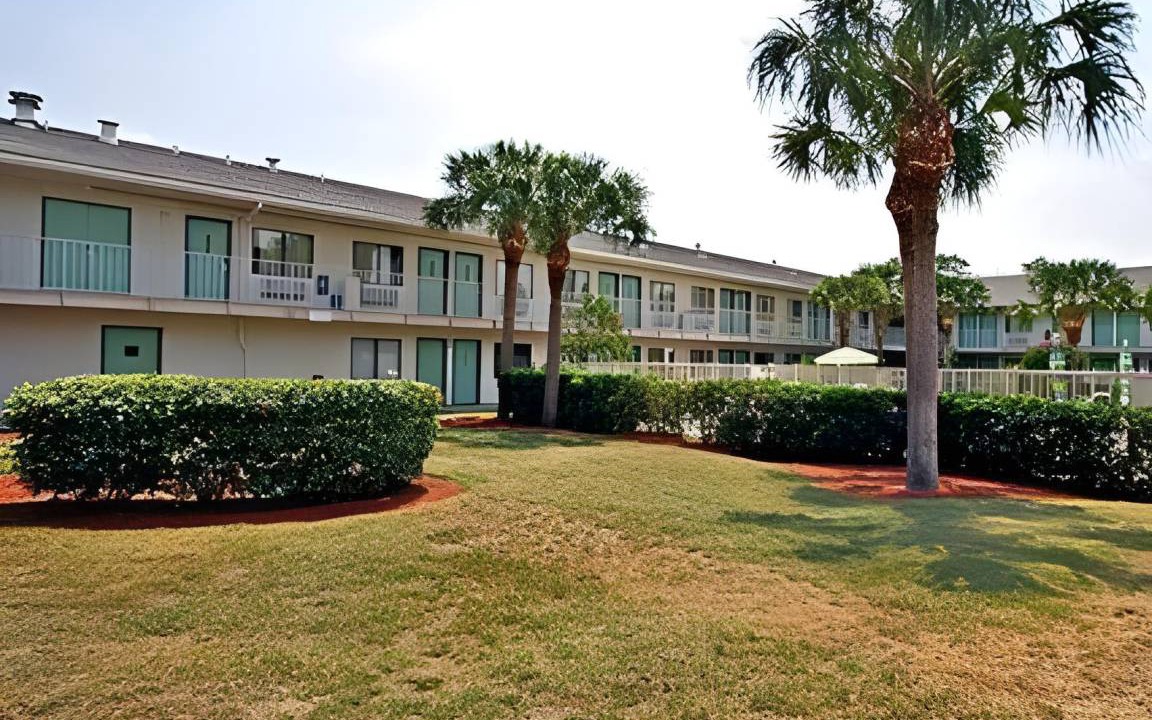 Fort Pierce Hotel | 19 m² Hotel ∙ 127 guests