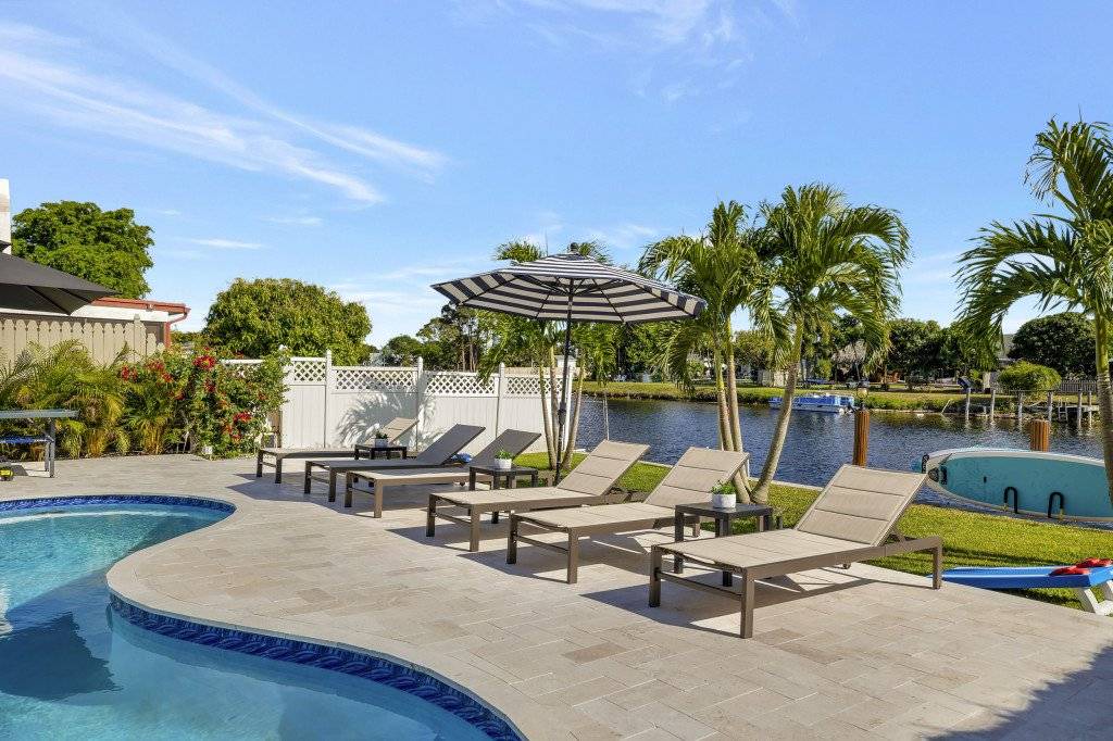 Tropic Palms House | 195 m² House ∙ 4 bedrooms ∙ 10 guests