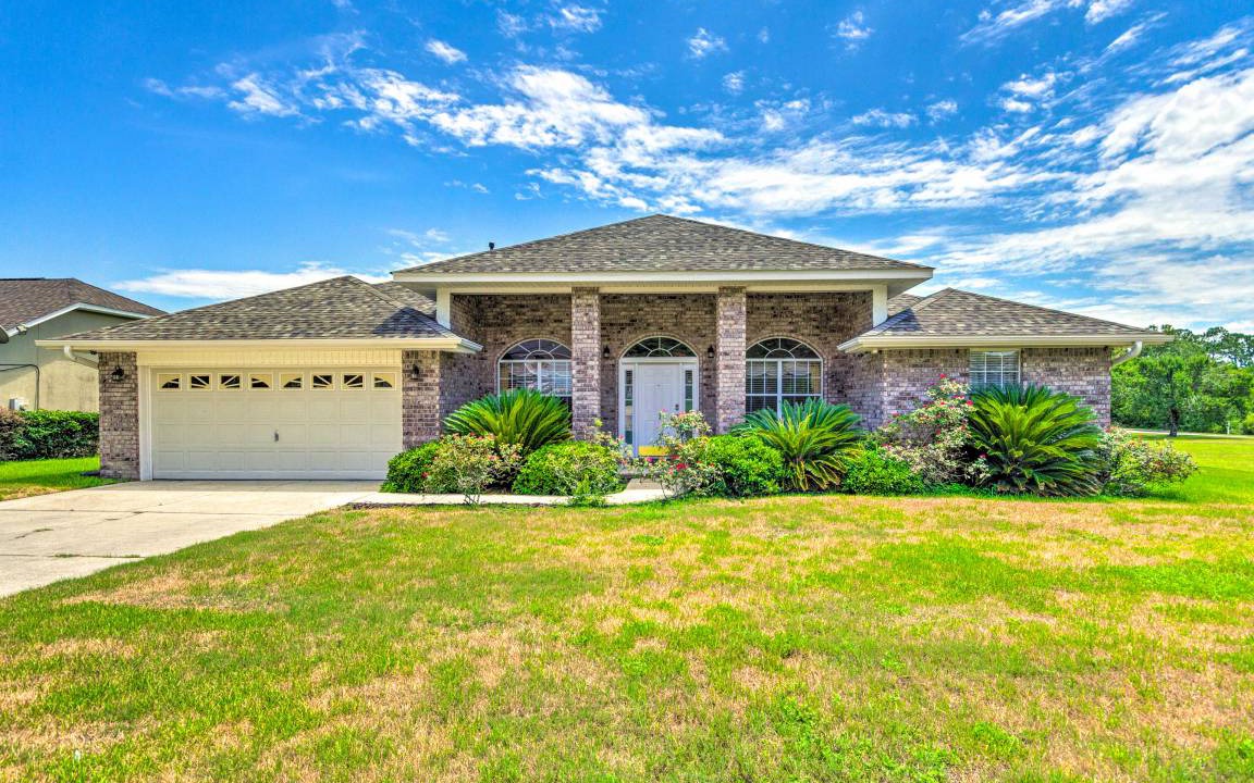 Northwest Pensacola House | 199 m² House ∙ 4 bedrooms ∙ 8 guests