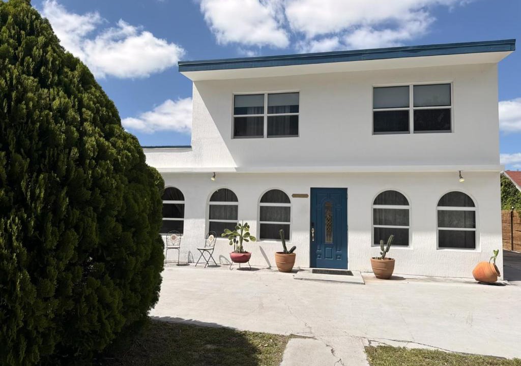 Allapattah House | 1Miami Comfort Near Beaches & Downtown 1st Flr