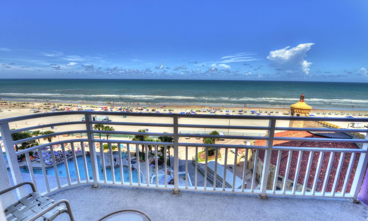 Seabreeze Historic District Condo | 2/2 Lock Off - Ocean Walk Resort