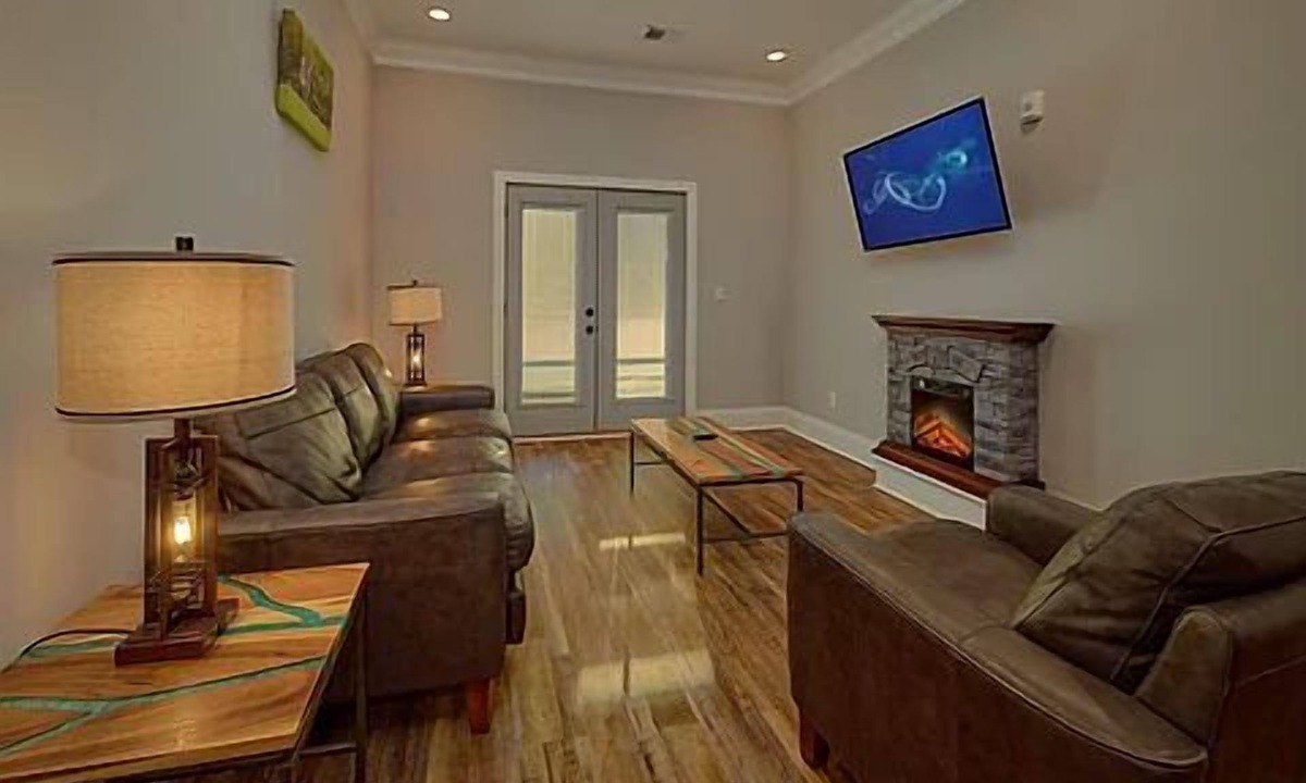 Sevierville Condo | 2 Bedroom, 1 bathroom condo| Mountain View| Seiverville| Sleeps 4| Budget