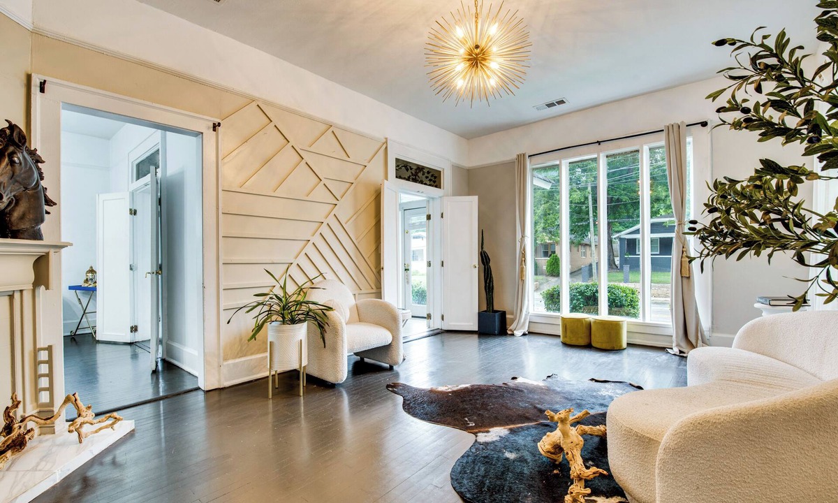 Pittsburgh House | 2 Mi to Mercedes-Benz Stadium! ATL World Cup Hub