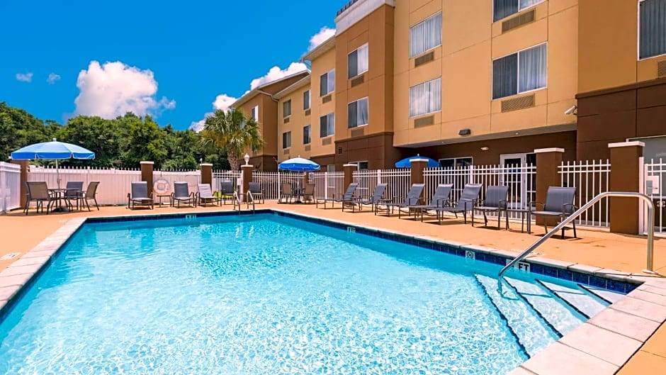Marianna Hotel | 2-Star Hotel ∙ Fairfield Inn & Suites Marianna