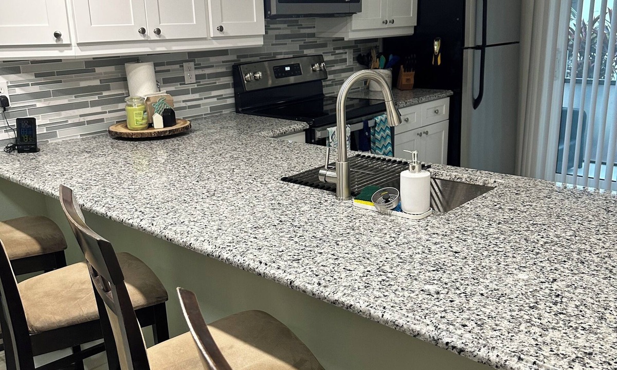 East Naples Condo | 2025 Availability Winter Park Close to Pool 1st Floor