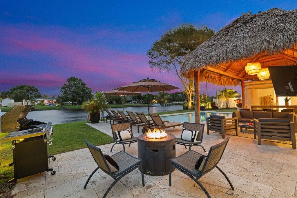 Tropic Palms House | 204 m² House ∙ 3 bedrooms ∙ 8 guests