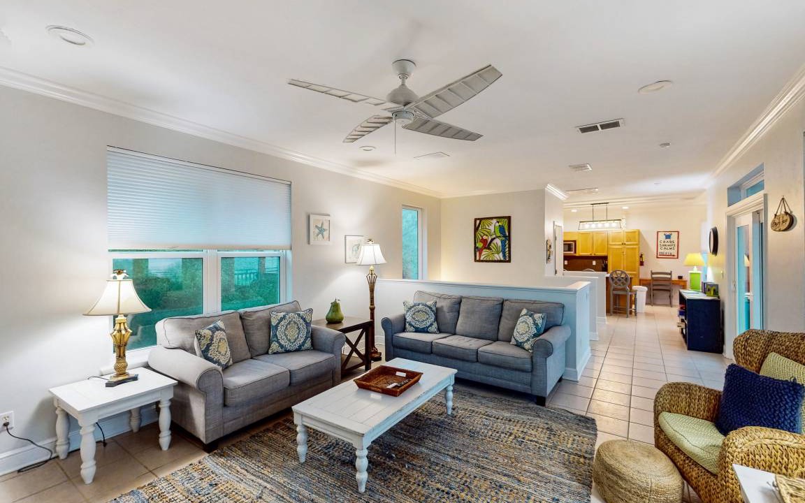East End House | 206 m² House ∙ 3 bedrooms ∙ 12 guests