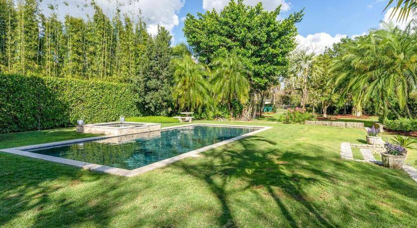 Homestead House | 214 m² House ∙ 4 bedrooms ∙ 10 guests