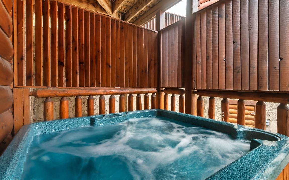 Sevierville Cabin | 247 m² Cabin ∙ 3 bedrooms ∙ 10 guests