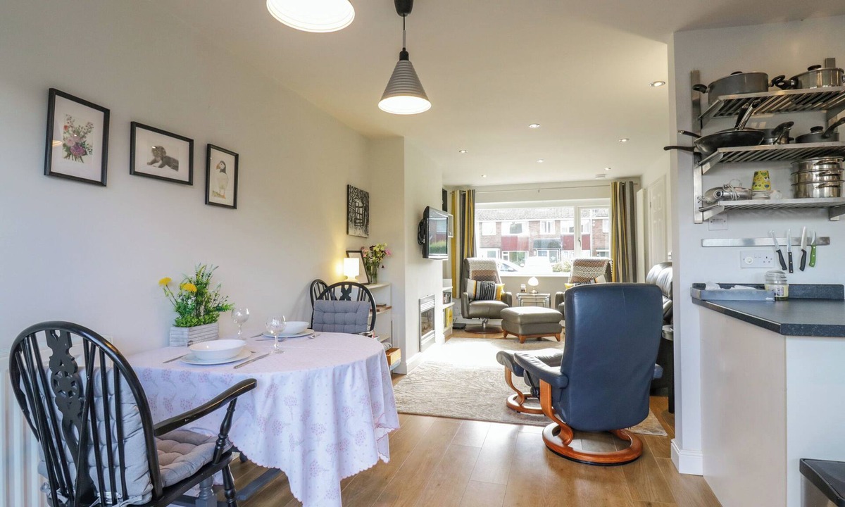 Sawston Cottage | 25 Resbury Close