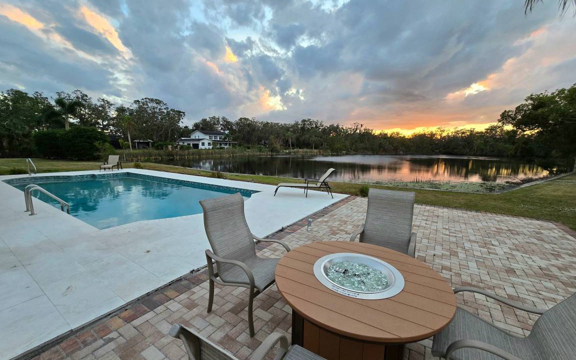 Bradenton House | 279 m² House ∙ 3 bedrooms ∙ 10 guests