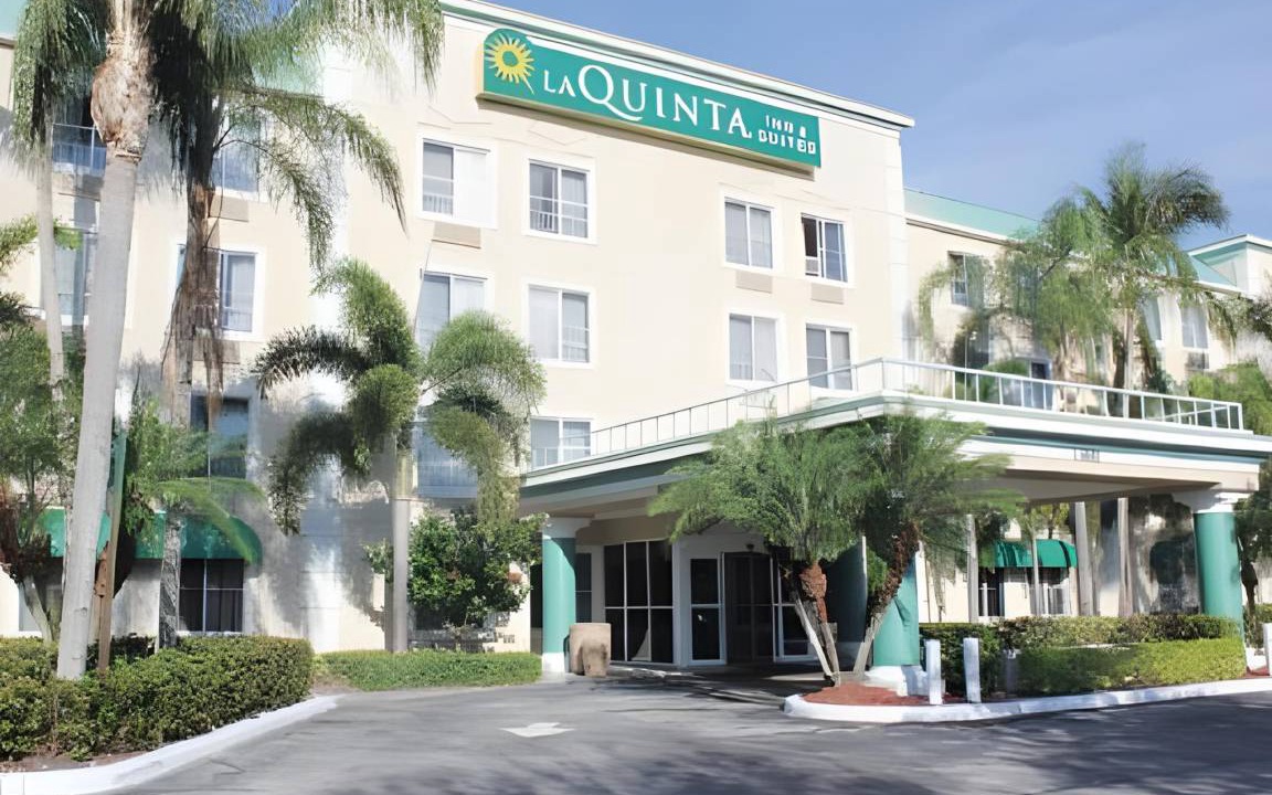Sunrise Hotel | 28 m² Hotel ∙ 127 guests