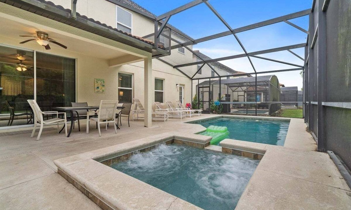 West Kissimmee Cottage | 2820-5-rc-impeccable Corner lot Home