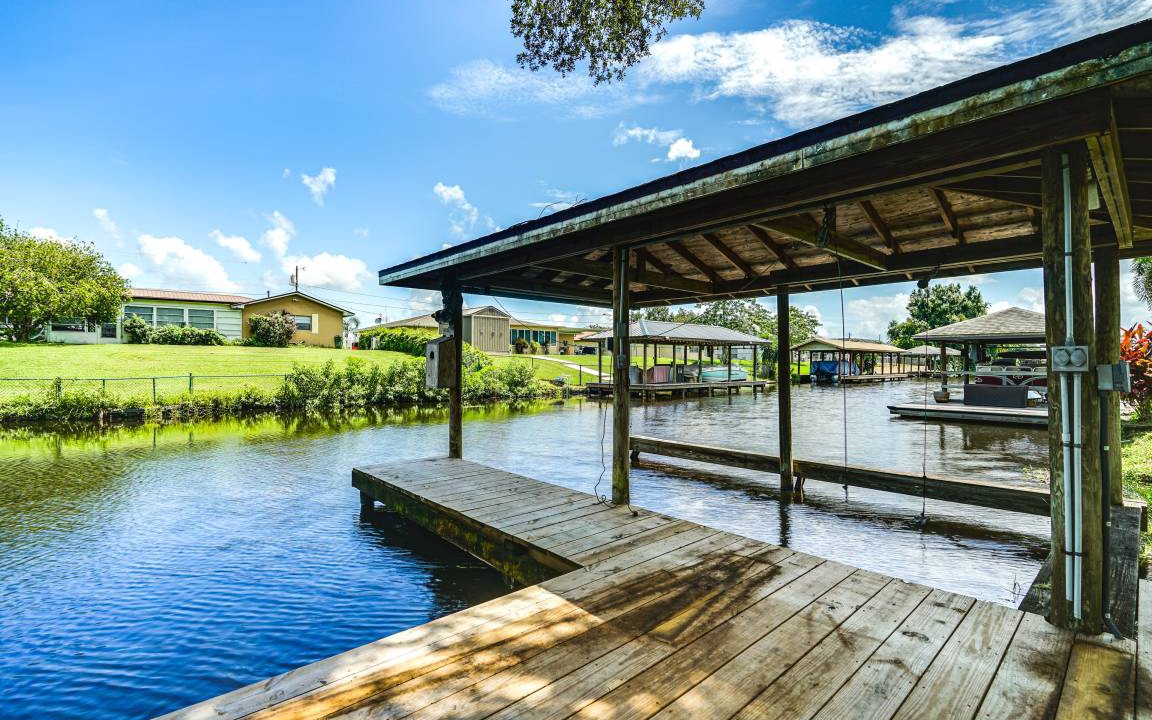 Placid Lakes House | 299 m² House ∙ 3 bedrooms ∙ 6 guests