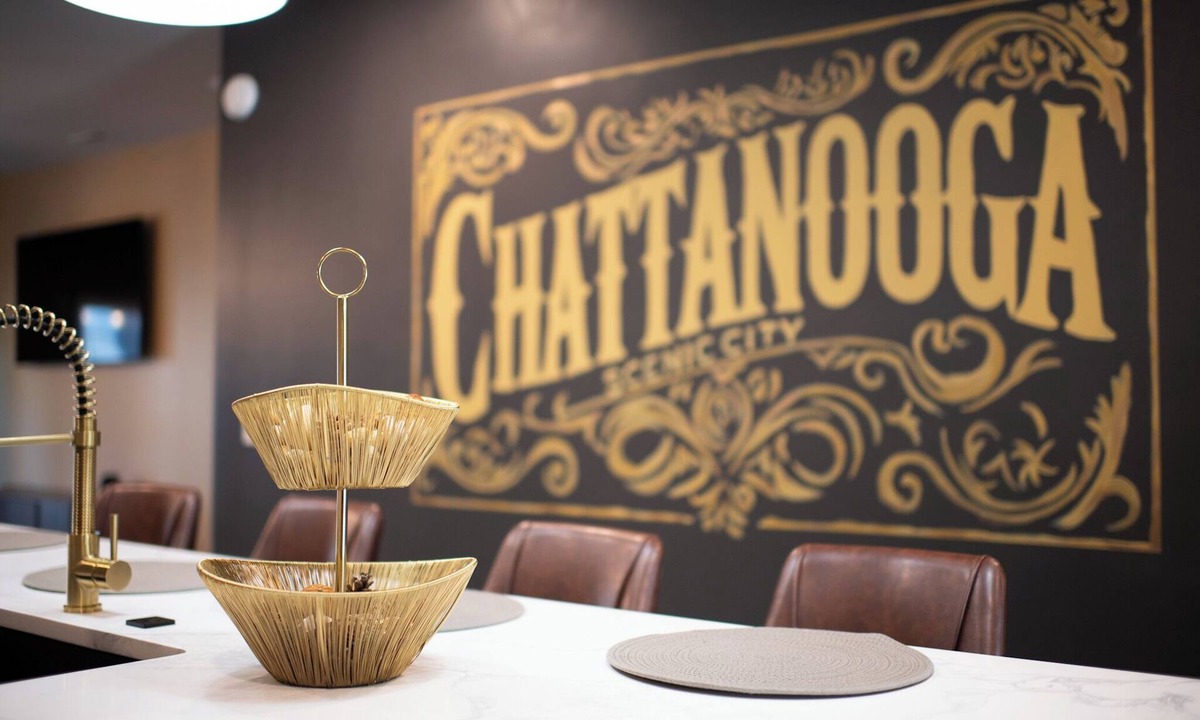 Downtown Chattanooga House | 3-bed- 3-bath townhome on Main Street in Downtown Chattanooga