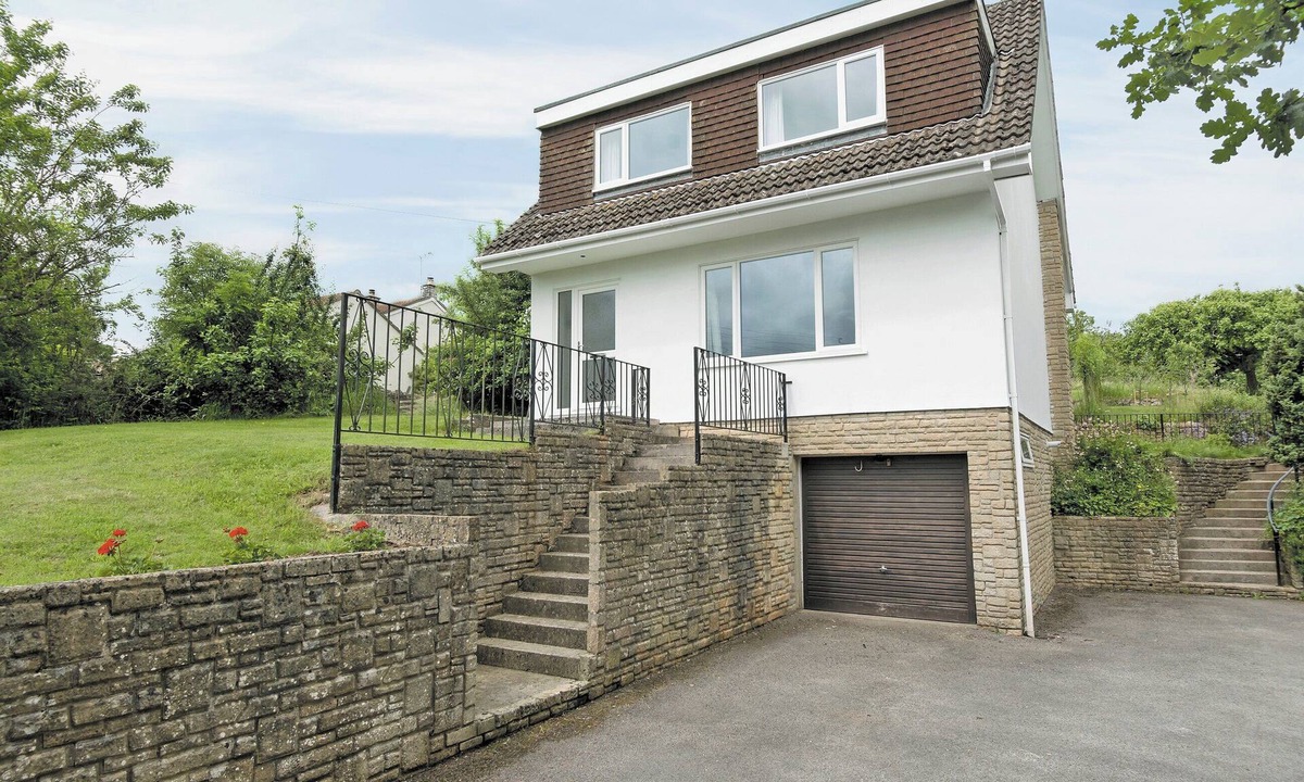 High Littleton Cottage | 3 bedroom accommodation in High Littleton, near Bath