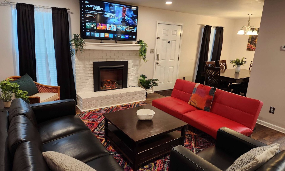 Tallahassee Apartment | 3 miles to FSU-Upper Midtown Luxe-Prime Location