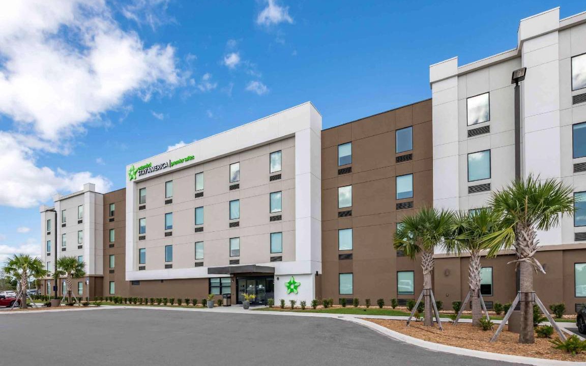 Titusville Hotel | 300 m² Hotel ∙ 4 guests