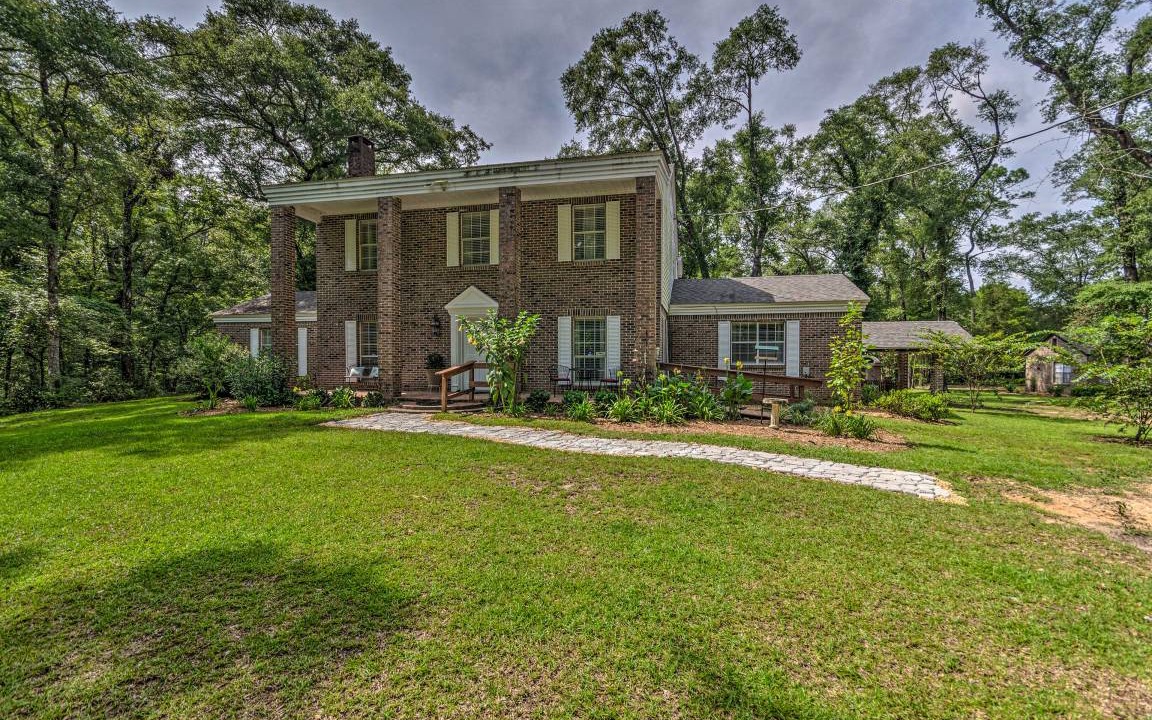 Bonifay House | 343 m² House ∙ 4 bedrooms ∙ 10 guests
