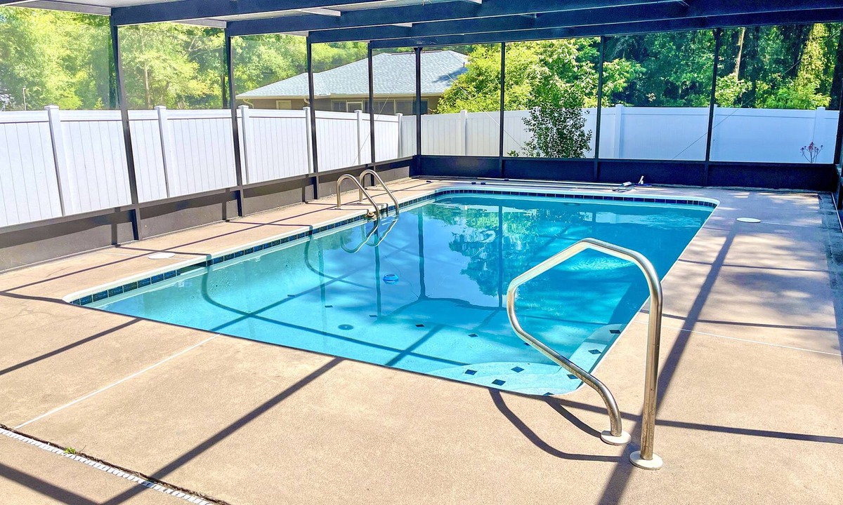 Inverness Highlands South House | 3br POOL, Fenced, near Downtown, Trails, Racetrack