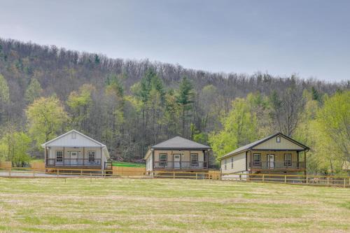 Banner Hill House | 4 Mi to Nolichucky River Adventures! Mtn-View Home