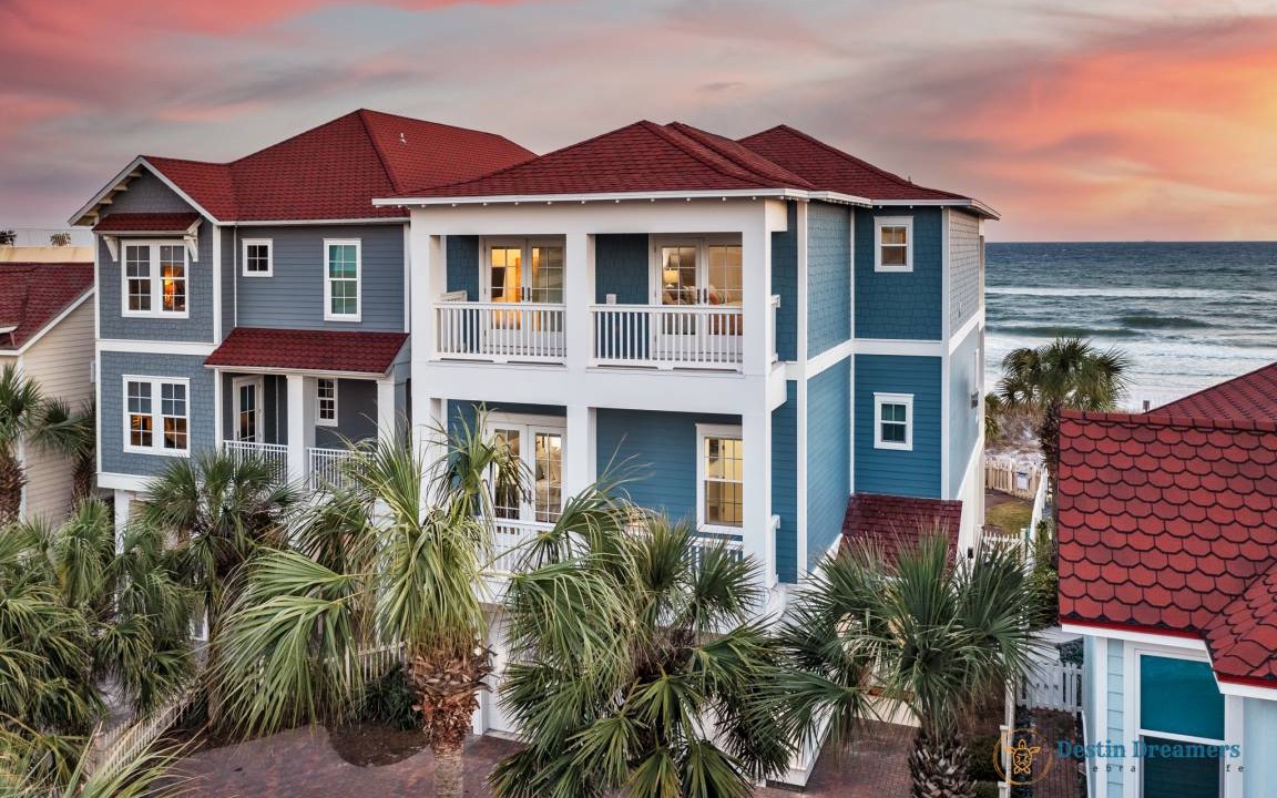 Miramar Beach House | 418 m² House ∙ 6 bedrooms ∙ 18 guests
