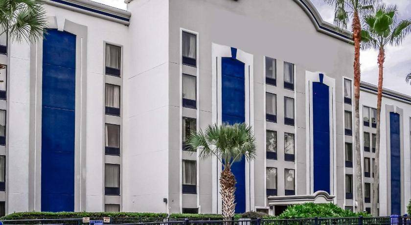 Orange Park Hotel | 42 m² Hotel ∙ 127 guests