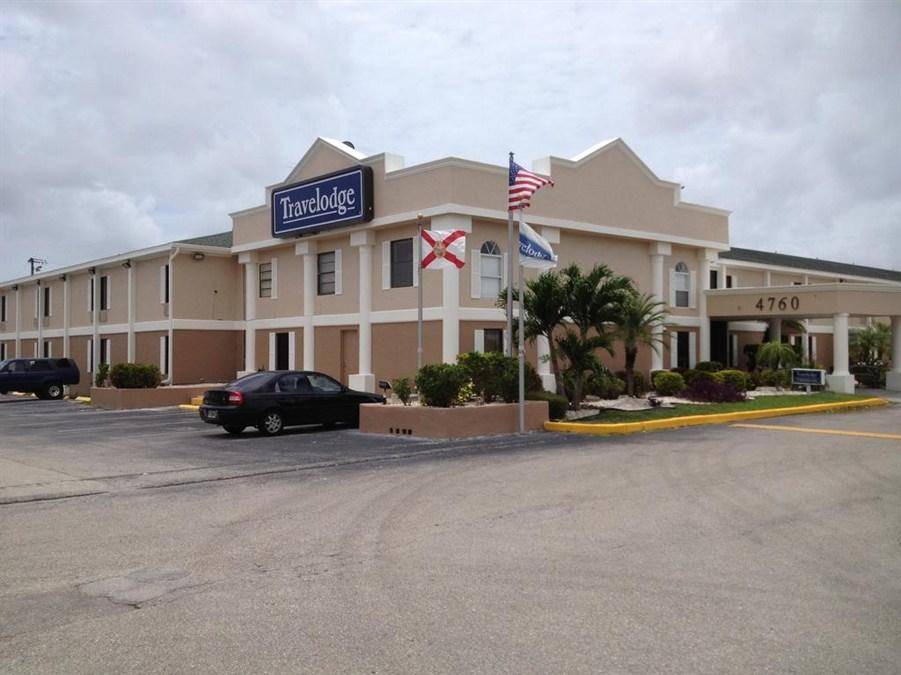 Fort Myers Hotel | 42 m² Hotel ∙ 127 guests