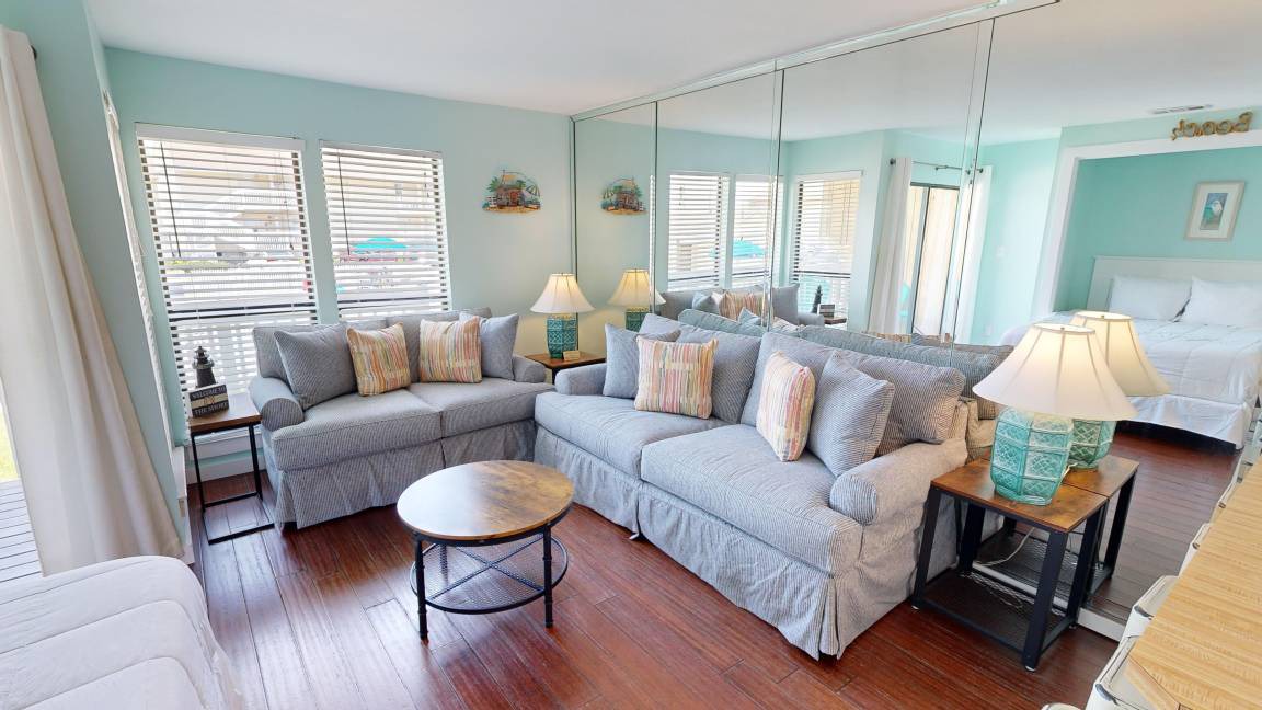 Holiday Isle Condo | 44 m² Condo ∙ 4 guests