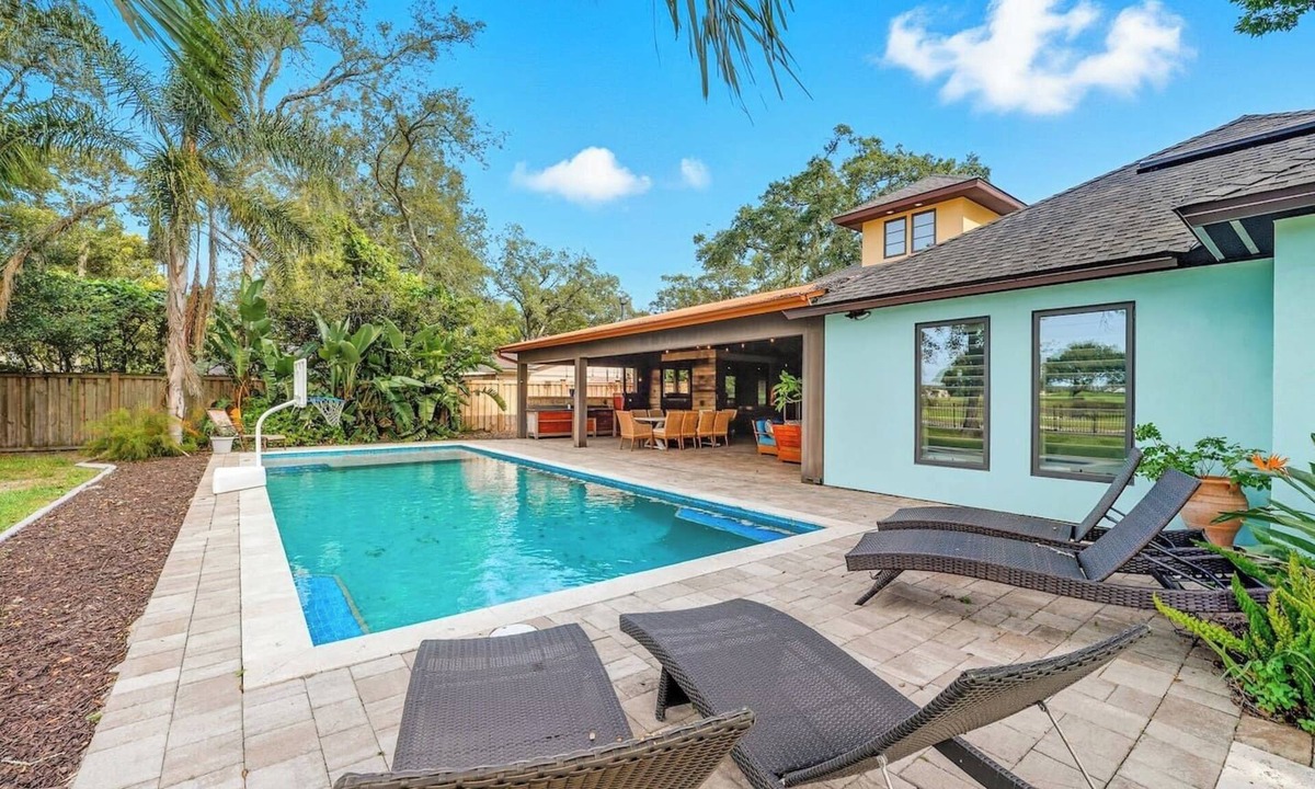 Jacksonville Beach House | 4BR Beach Home w/Private Pool & Golf Course Views