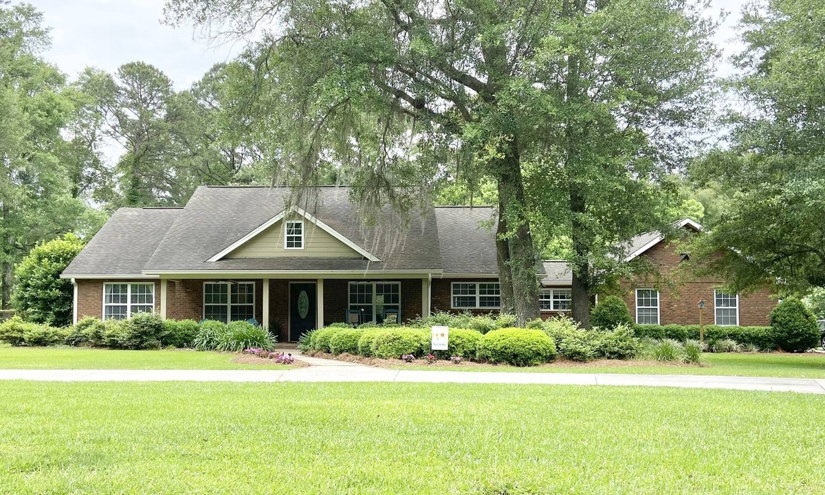 Havana House | 5 BR Clean and Comfortable Ranch Style Home