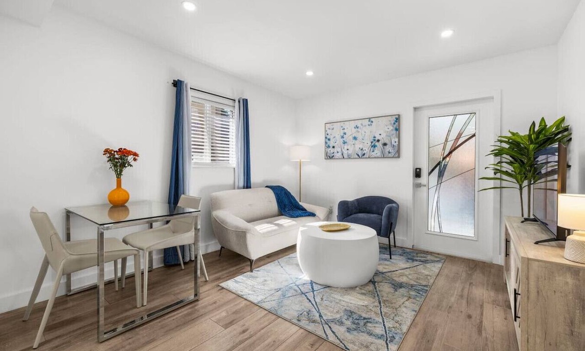 The Roads Apartment | 5 Mins to Brickell & Downtown - 2BR + Free Parking, Private Patio, Pets Ok