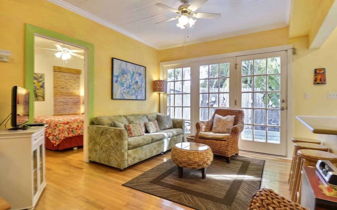 Historic Seaport House | 56 m² House ∙ 2 bedrooms ∙ 4 guests