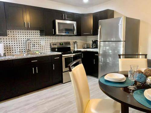 Olympia Heights House | 65 m² House ∙ 2 bedrooms ∙ 8 guests